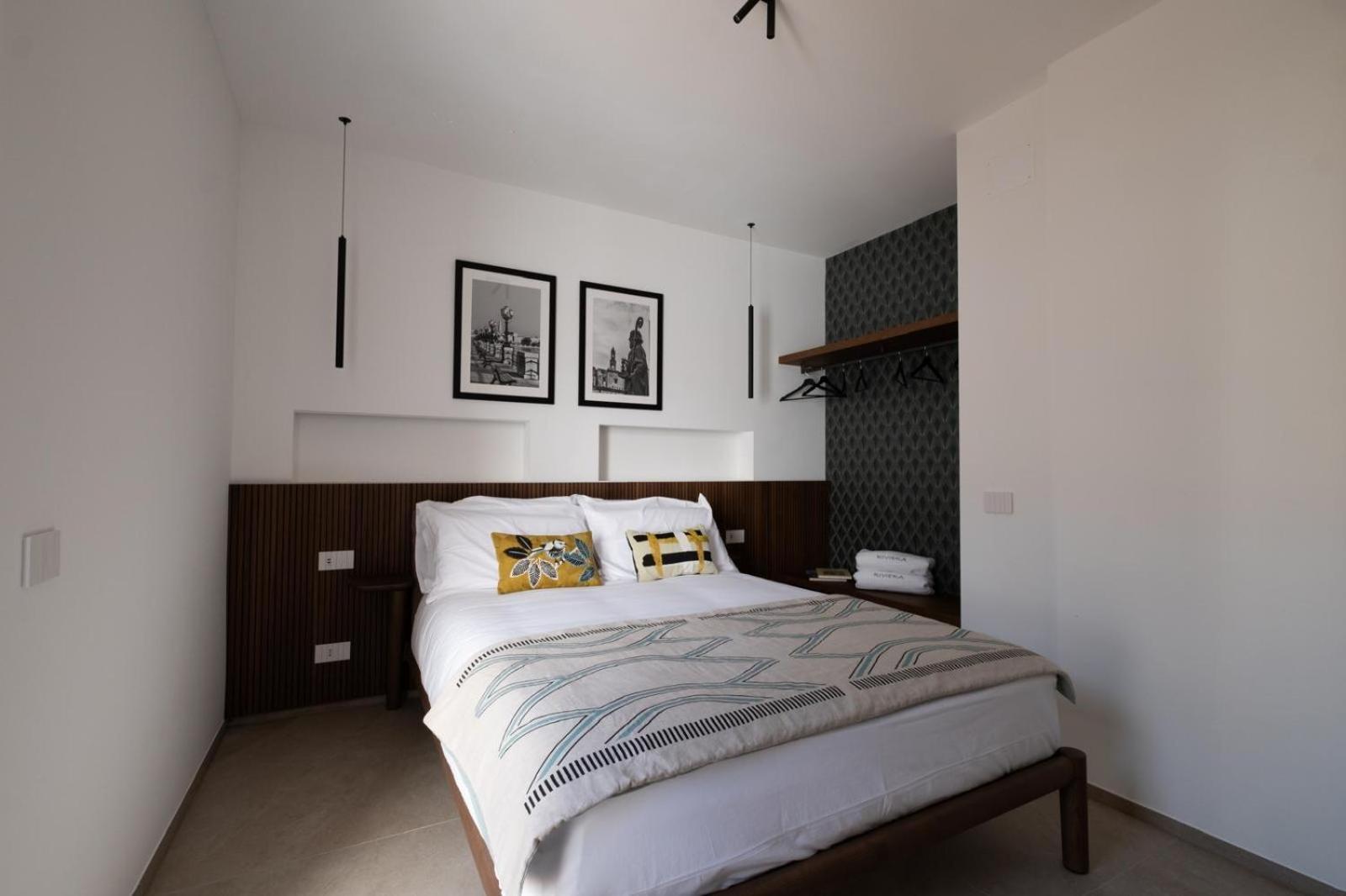 Riviera Apulian Rooms Bari Bagian luar foto