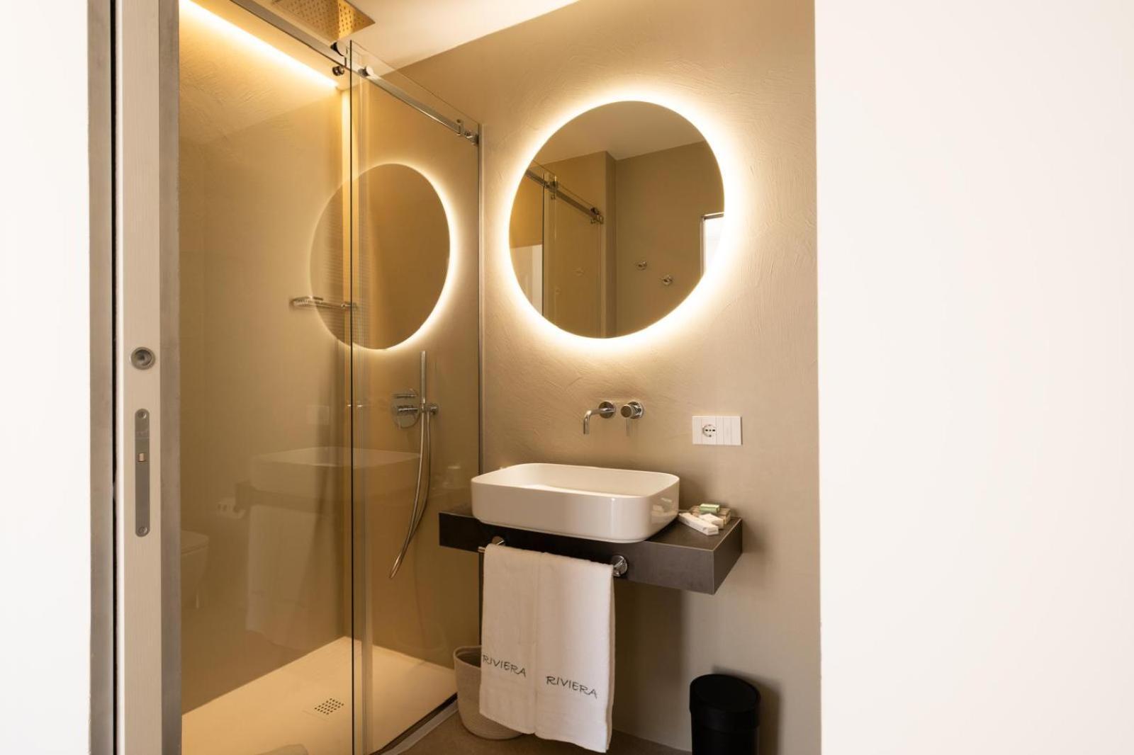 Riviera Apulian Rooms Bari Bagian luar foto