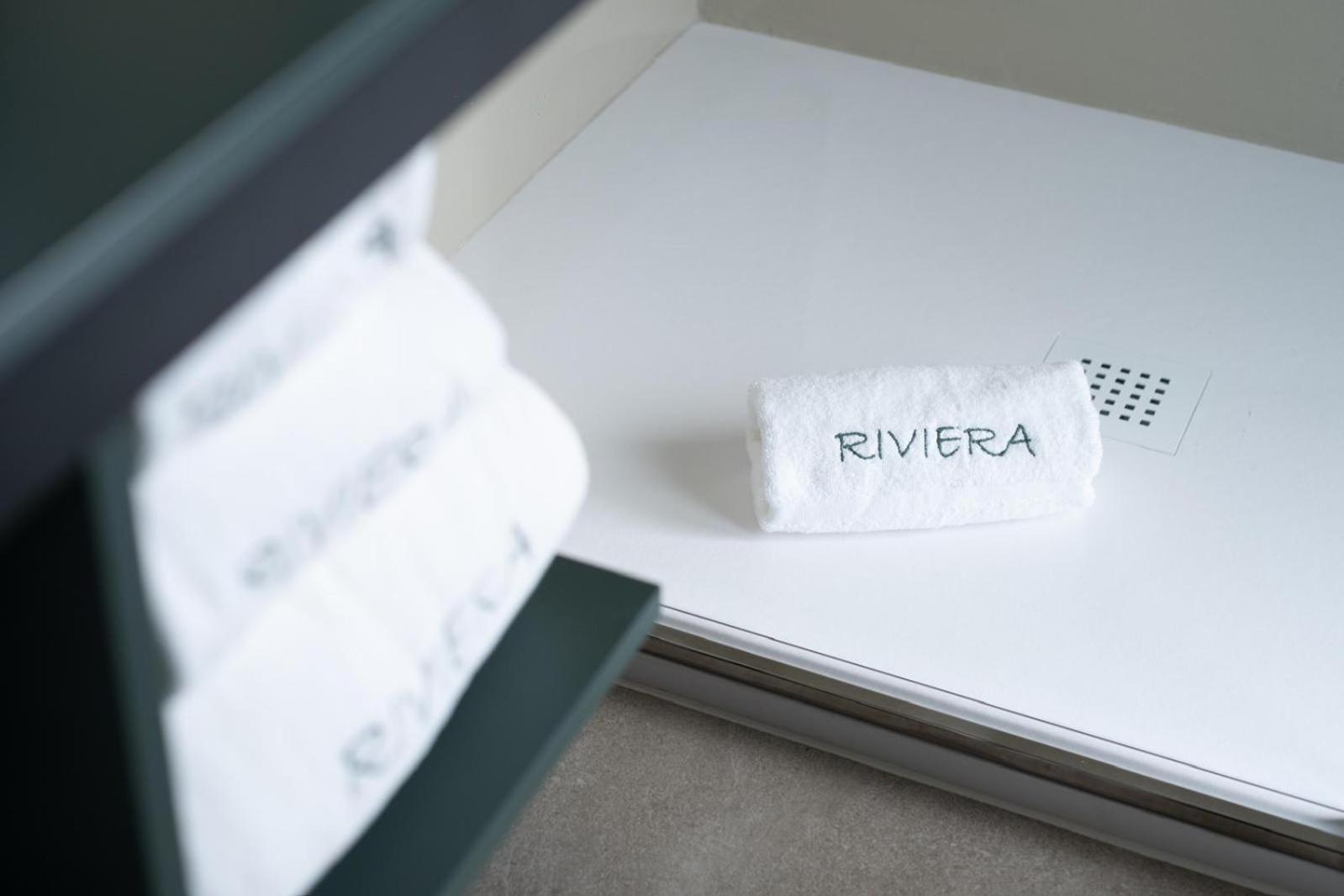 Riviera Apulian Rooms Bari Bagian luar foto